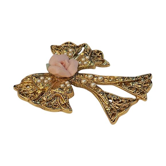 VTG 1928 BROOCH PIN Gold Filigree Ribbon Bow PINK PORCELAIN ROSE Seed Pearls - Picture 2 of 6